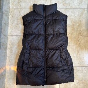 H&M Women's Dark Puffer Vest - Size M